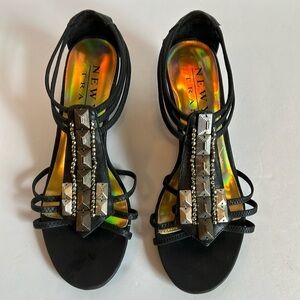 New York Transit Black Strappy Wedge Sandals Women’s Size 6 1/2 M